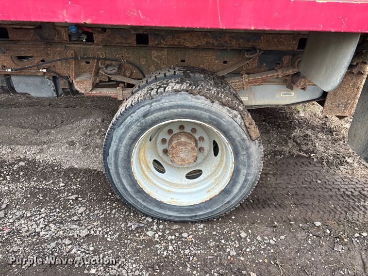 image for item YA2631 2013 Ford F550 Super Duty dump truck