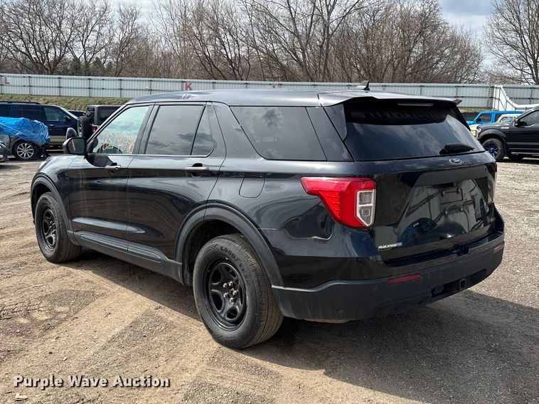 image for item YA2632 2021 Ford Explorer Police Interceptor Hybrid SUV