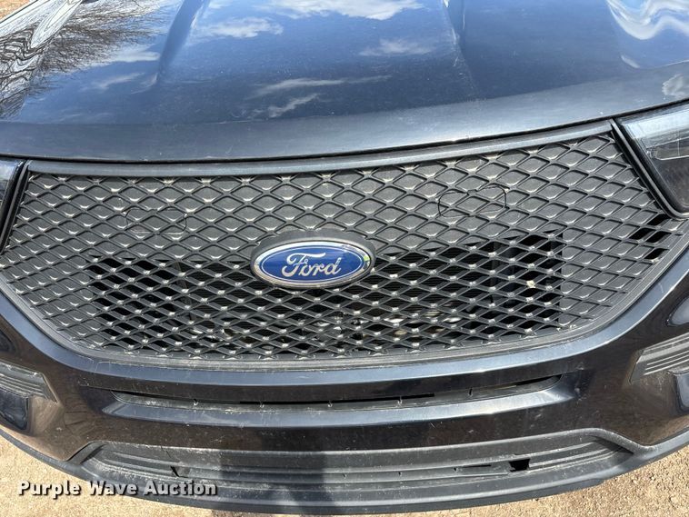 image for item YA2632 2021 Ford Explorer Police Interceptor Hybrid SUV