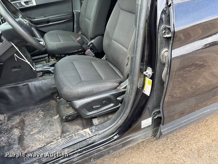 image for item YA2632 2021 Ford Explorer Police Interceptor Hybrid SUV