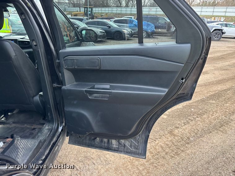 image for item YA2632 2021 Ford Explorer Police Interceptor Hybrid SUV