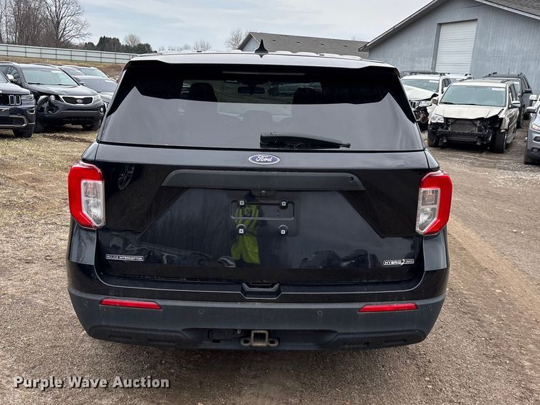 image for item YA2633 2021 Ford Explorer Police Interceptor Hybrid SUV