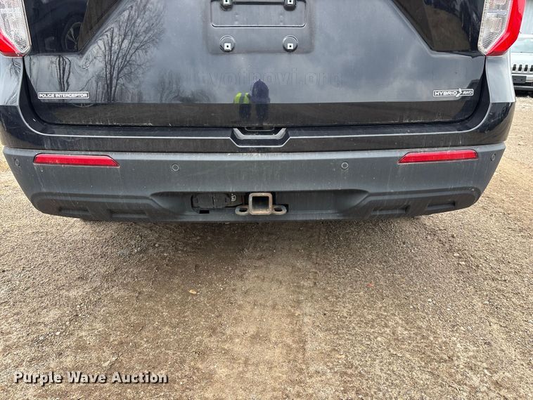 image for item YA2633 2021 Ford Explorer Police Interceptor Hybrid SUV