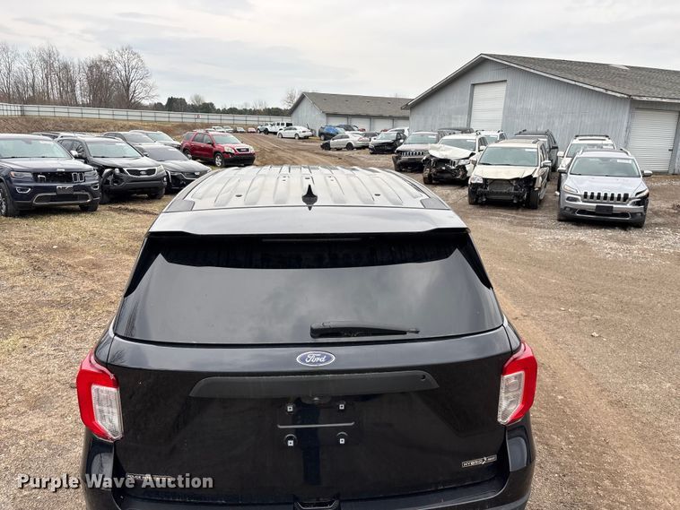 image for item YA2633 2021 Ford Explorer Police Interceptor Hybrid SUV