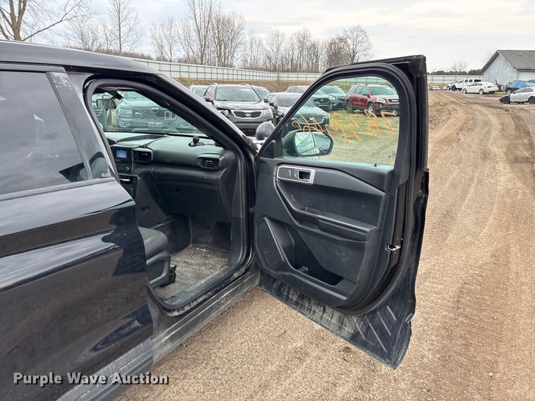 image for item YA2633 2021 Ford Explorer Police Interceptor Hybrid SUV