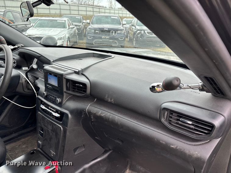 image for item YA2633 2021 Ford Explorer Police Interceptor Hybrid SUV