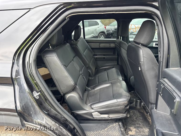 image for item YA2633 2021 Ford Explorer Police Interceptor Hybrid SUV
