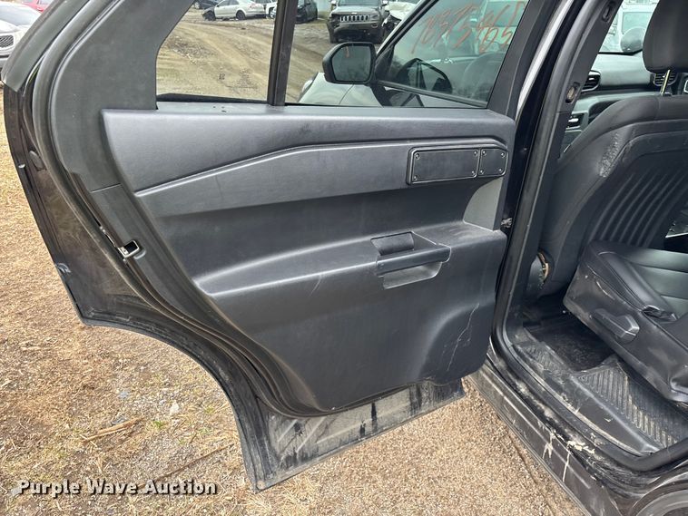 image for item YA2633 2021 Ford Explorer Police Interceptor Hybrid SUV