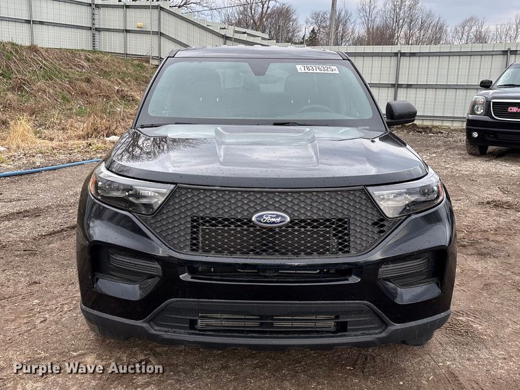 image for item YA2634 2021 Ford Explorer Police Interceptor Hybrid SUV