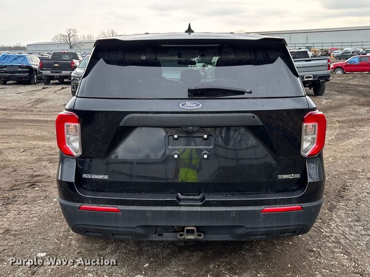 image for item YA2634 2021 Ford Explorer Police Interceptor Hybrid SUV