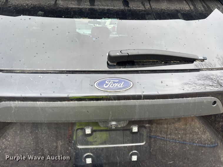 image for item YA2634 2021 Ford Explorer Police Interceptor Hybrid SUV