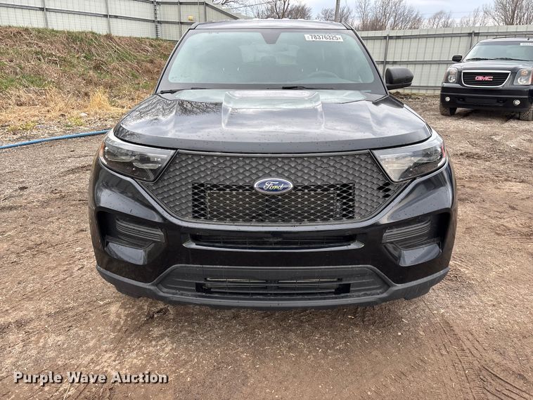 image for item YA2634 2021 Ford Explorer Police Interceptor Hybrid SUV