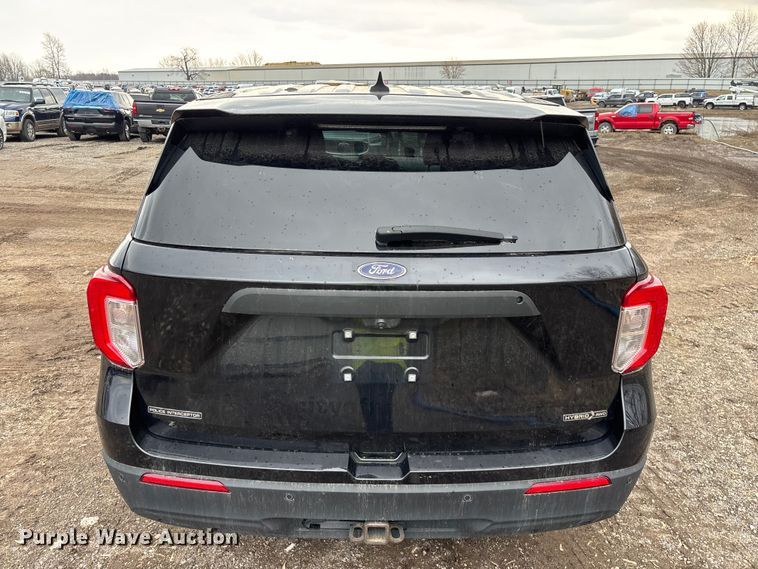 image for item YA2634 2021 Ford Explorer Police Interceptor Hybrid SUV