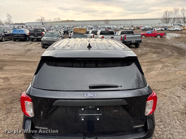 image for item YA2634 2021 Ford Explorer Police Interceptor Hybrid SUV