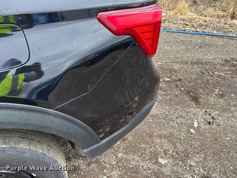 image for item YA2634 2021 Ford Explorer Police Interceptor Hybrid SUV