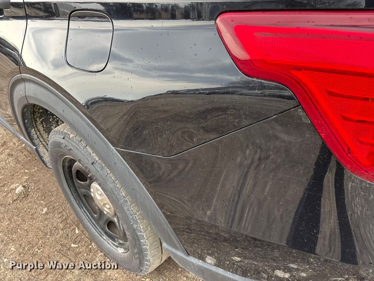 image for item YA2634 2021 Ford Explorer Police Interceptor Hybrid SUV