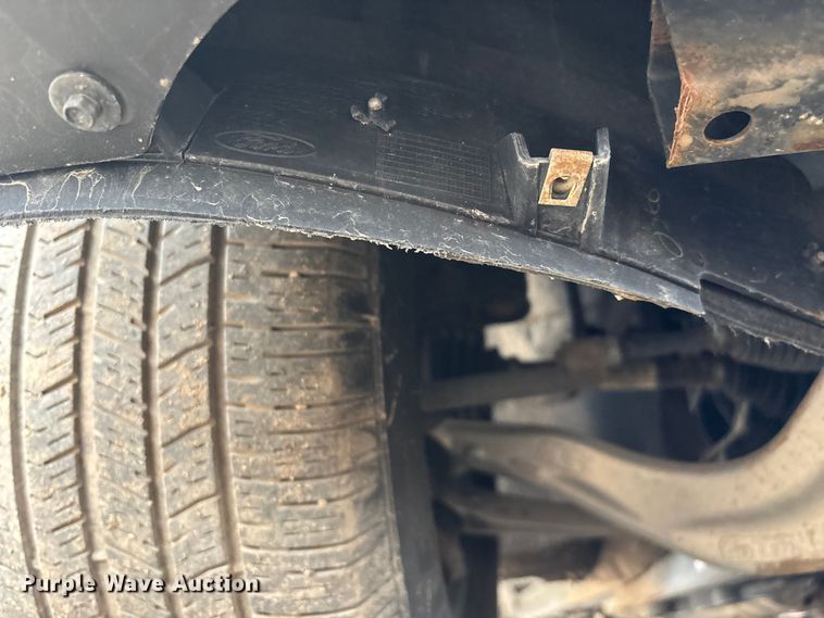 image for item YA2634 2021 Ford Explorer Police Interceptor Hybrid SUV