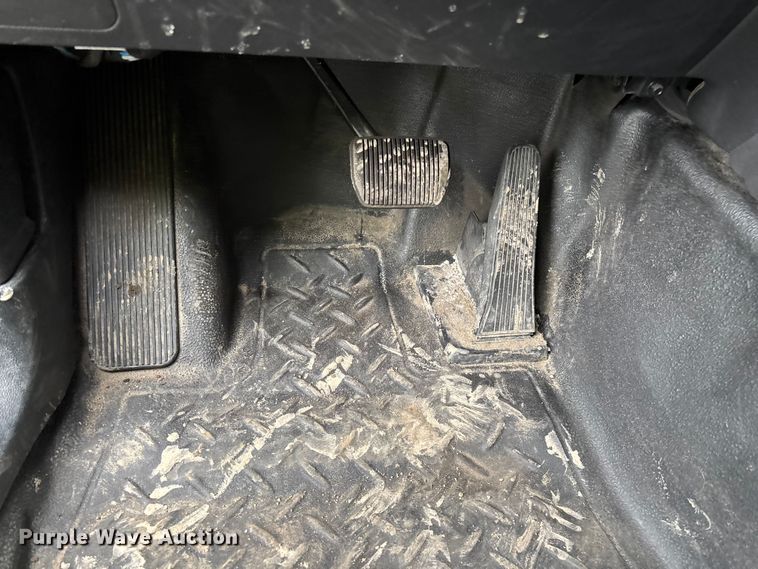 image for item YA2634 2021 Ford Explorer Police Interceptor Hybrid SUV