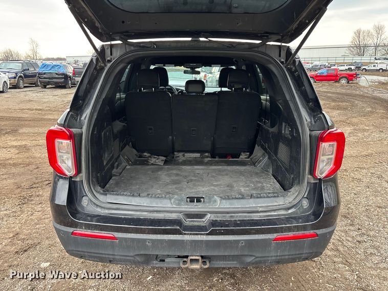 image for item YA2634 2021 Ford Explorer Police Interceptor Hybrid SUV