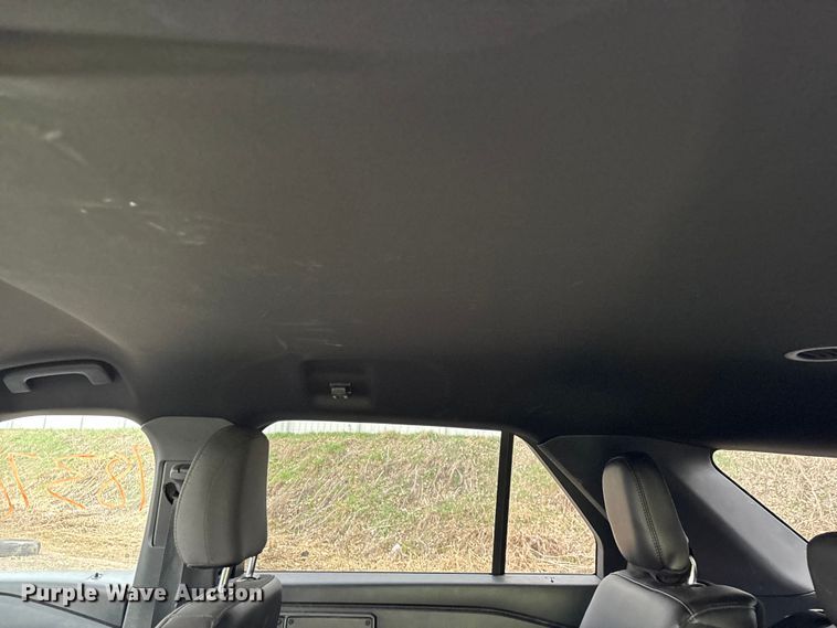 image for item YA2634 2021 Ford Explorer Police Interceptor Hybrid SUV