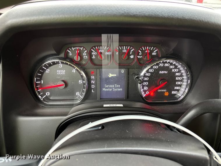 image for item YA2635 2017 Chevrolet Tahoe Police SUV