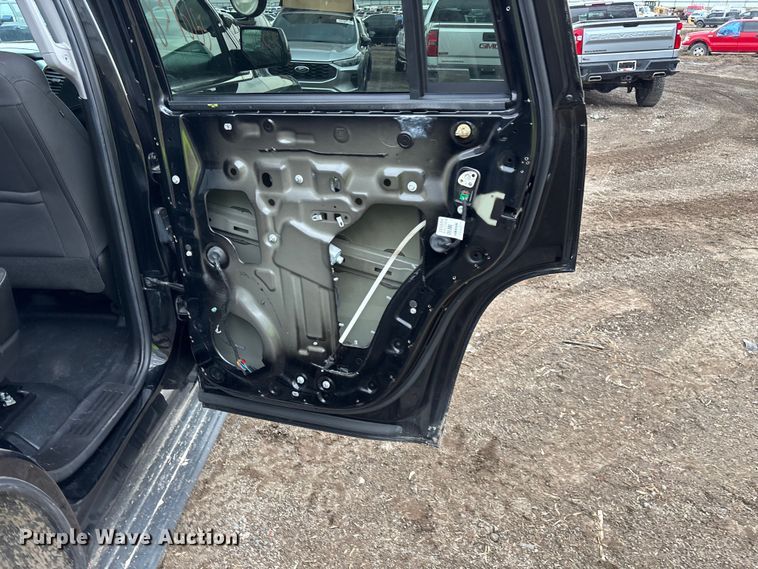 image for item YA2635 2017 Chevrolet Tahoe Police SUV