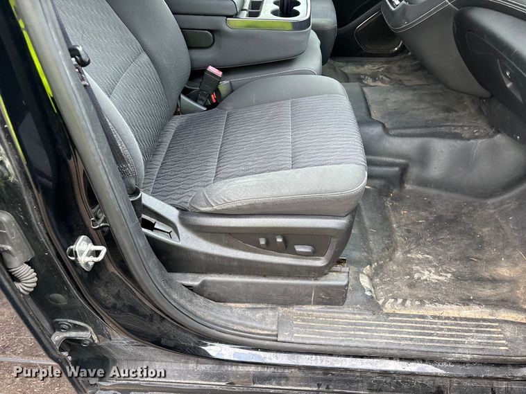 image for item YA2636 2017 Chevrolet Tahoe Police SUV