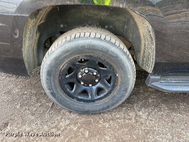 image for item YA2636 2017 Chevrolet Tahoe Police SUV