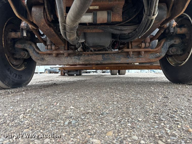 image for item YA2960 2013 International WorkStar 7400 spreader truck