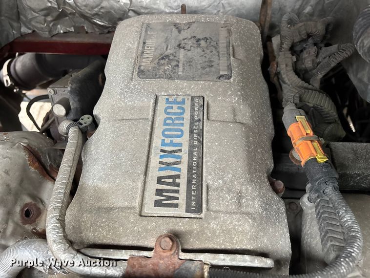 image for item YA2960 2013 International WorkStar 7400 spreader truck