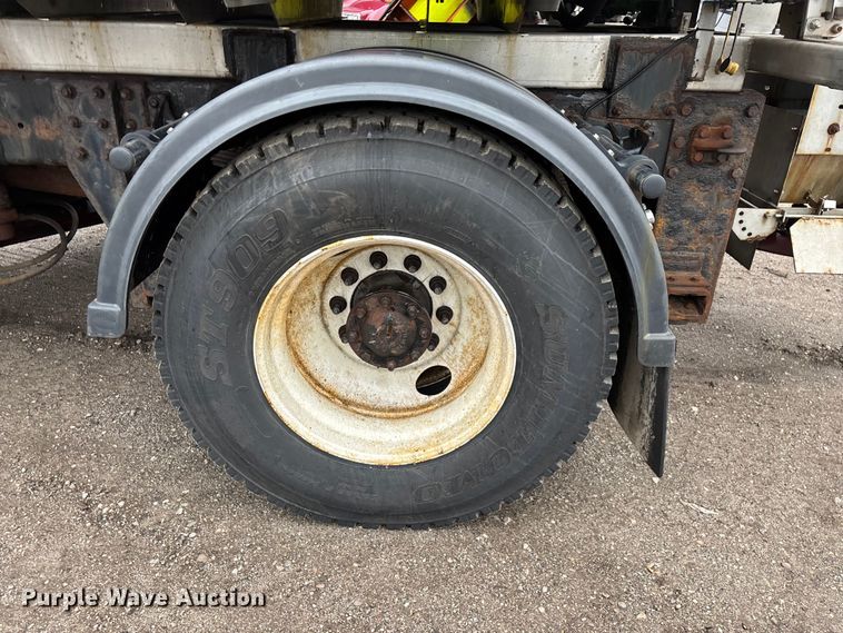 image for item YA2960 2013 International WorkStar 7400 spreader truck