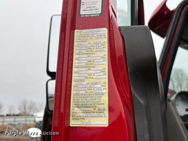 image for item YA2960 2013 International WorkStar 7400 spreader truck