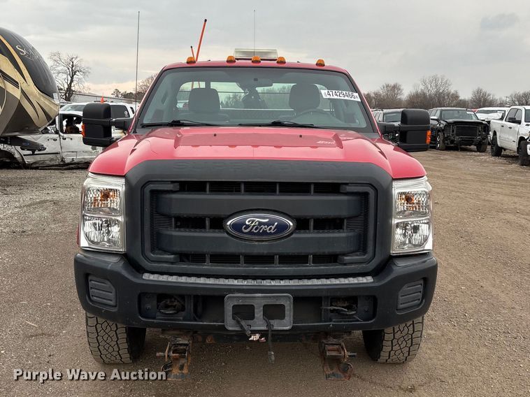 image for item YA2961 2013 Ford F350 Super Duty pickup truck