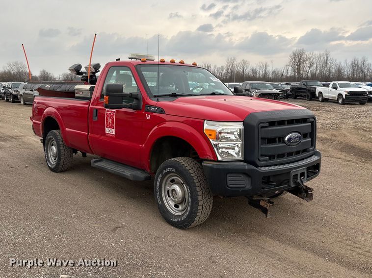 image for item YA2961 2013 Ford F350 Super Duty pickup truck