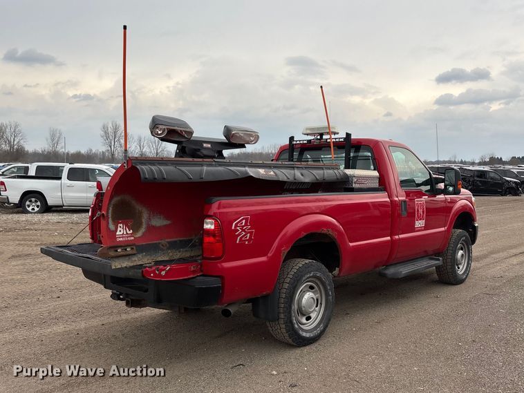 image for item YA2961 2013 Ford F350 Super Duty pickup truck