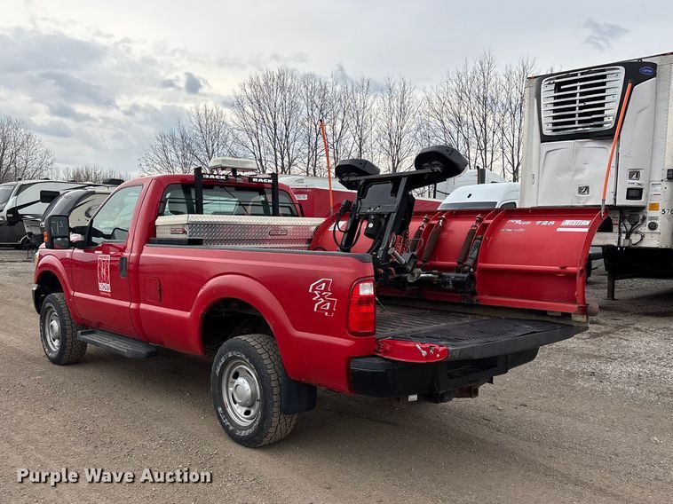 image for item YA2961 2013 Ford F350 Super Duty pickup truck