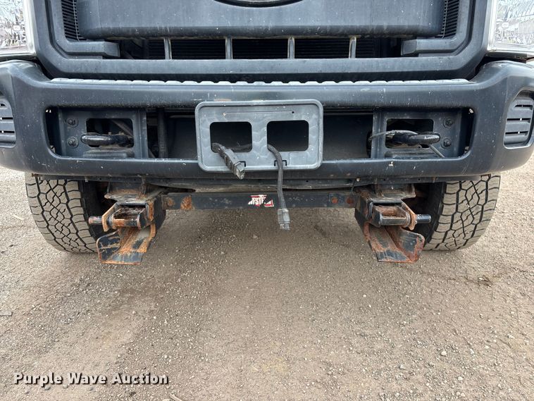 image for item YA2961 2013 Ford F350 Super Duty pickup truck