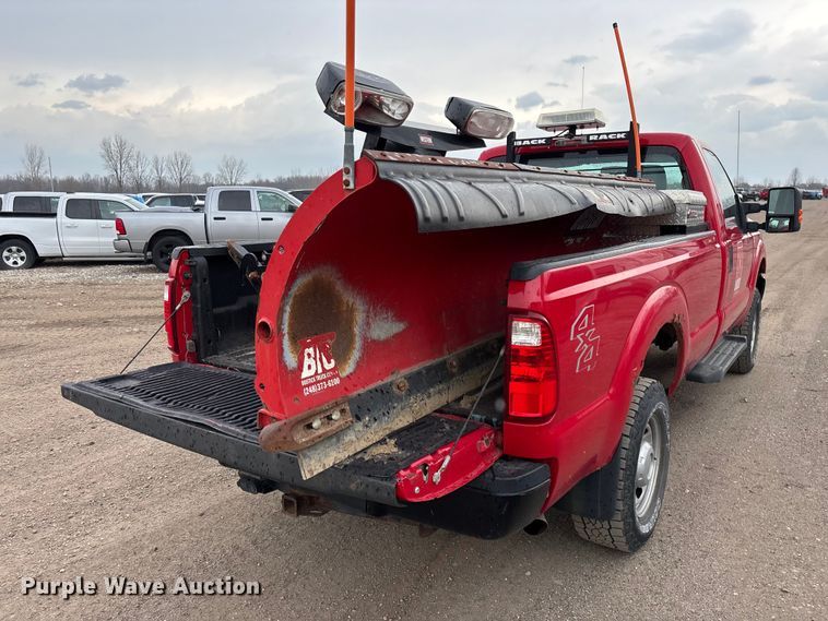 image for item YA2961 2013 Ford F350 Super Duty pickup truck