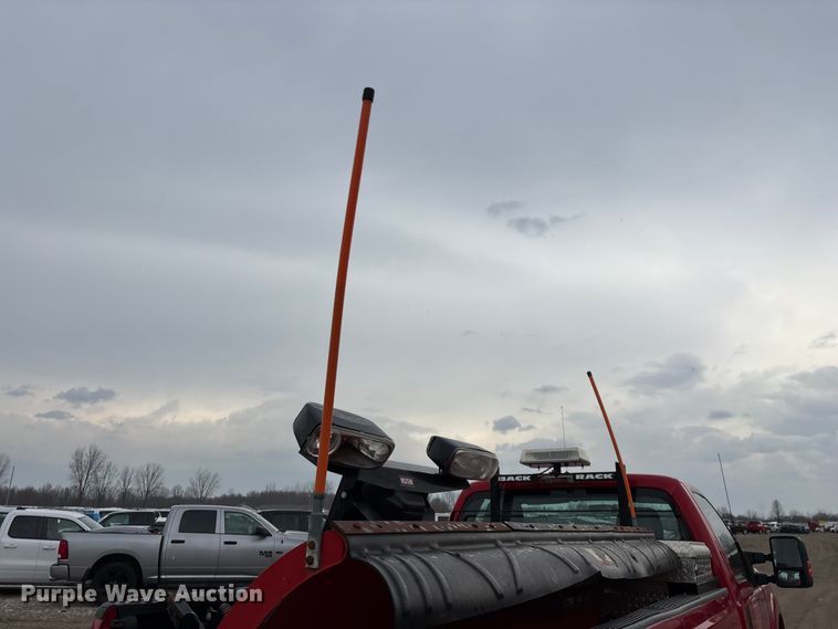 image for item YA2961 2013 Ford F350 Super Duty pickup truck