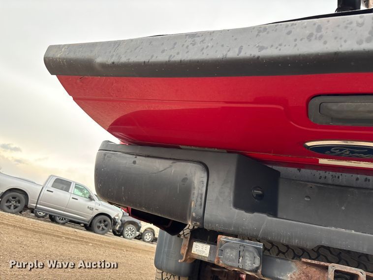 image for item YA2961 2013 Ford F350 Super Duty pickup truck