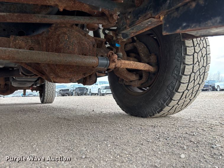 image for item YA2961 2013 Ford F350 Super Duty pickup truck