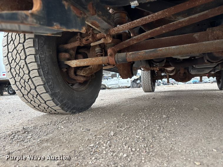 image for item YA2961 2013 Ford F350 Super Duty pickup truck