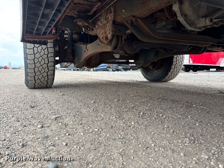 image for item YA2961 2013 Ford F350 Super Duty pickup truck