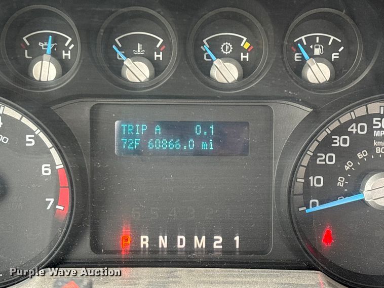 image for item YA2961 2013 Ford F350 Super Duty pickup truck