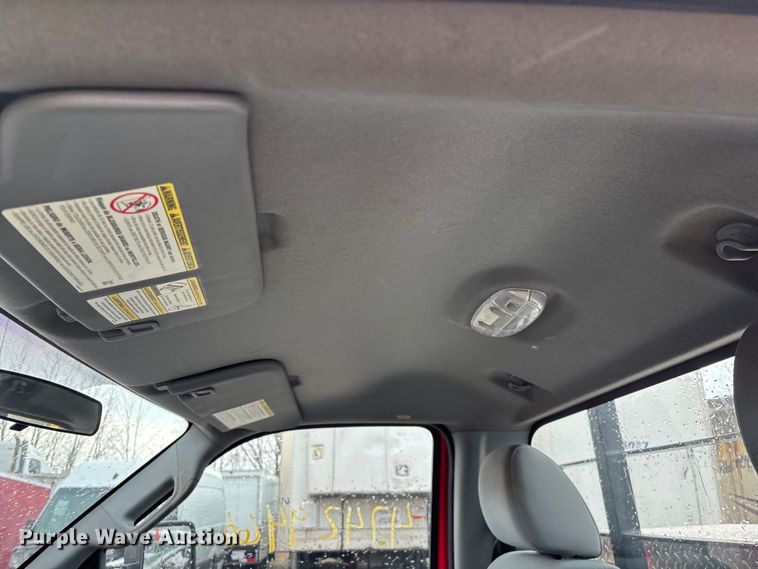 image for item YA2961 2013 Ford F350 Super Duty pickup truck