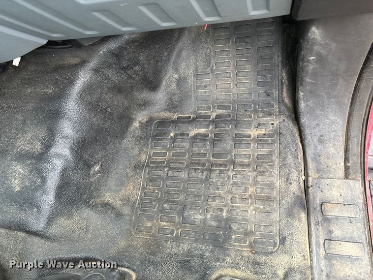 image for item YA2961 2013 Ford F350 Super Duty pickup truck