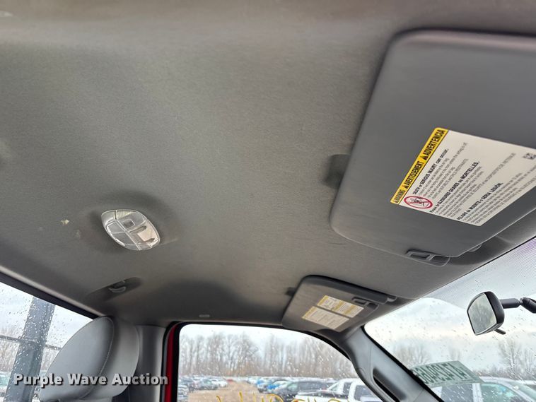 image for item YA2961 2013 Ford F350 Super Duty pickup truck