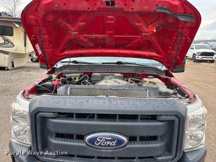 image for item YA2961 2013 Ford F350 Super Duty pickup truck