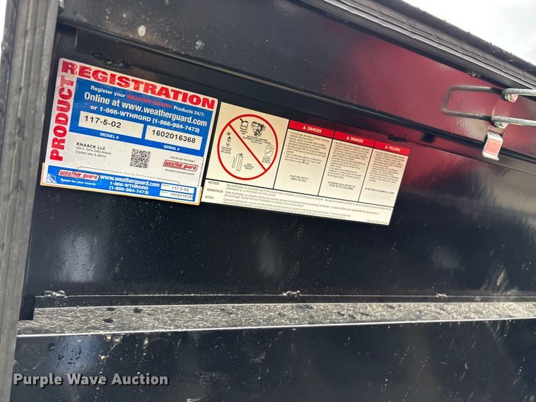 image for item YA2962 2016 Ford F350 Super Duty pickup truck