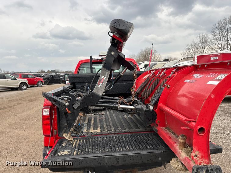 image for item YA2962 2016 Ford F350 Super Duty pickup truck